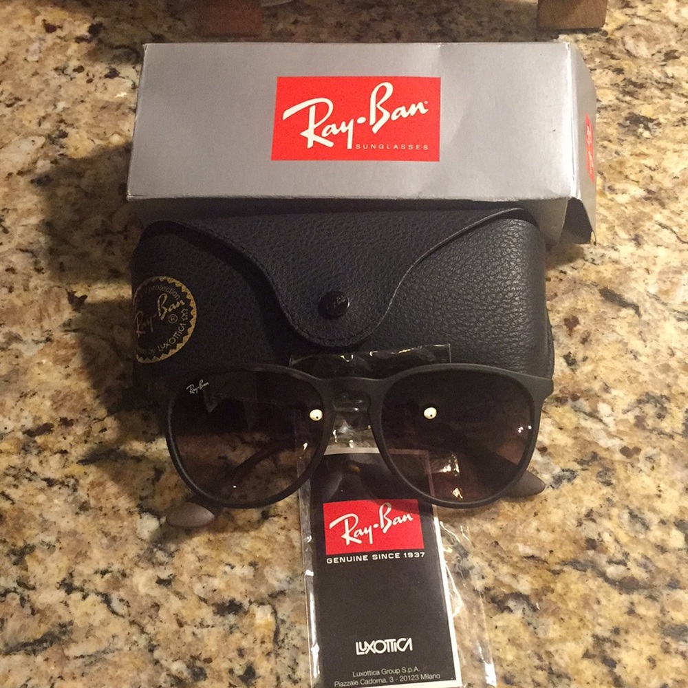 Erika Ray Bans